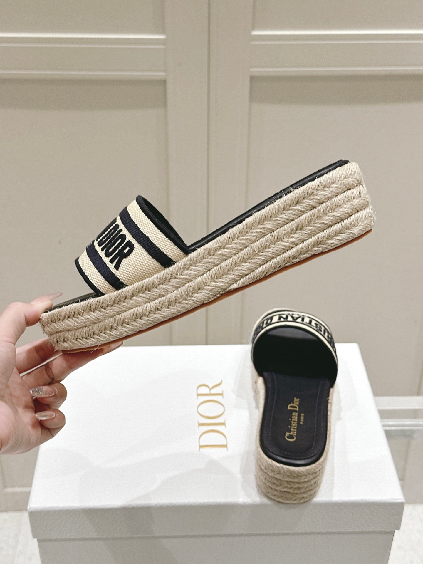 DIOR DWAY WEDGE SLIDES 45MM IN BLACK AND BEIGE FABRIC RAFFIA SOLE