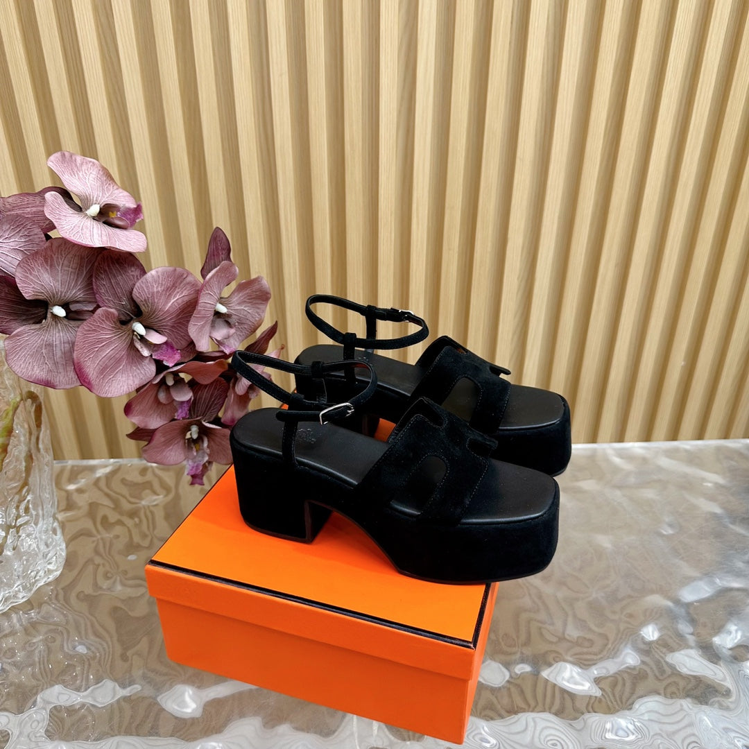 HERMES JAM 30 SANDAL IN BLACK VELVET