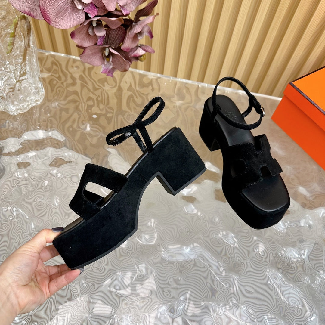 HERMES JAM 30 SANDAL IN BLACK VELVET