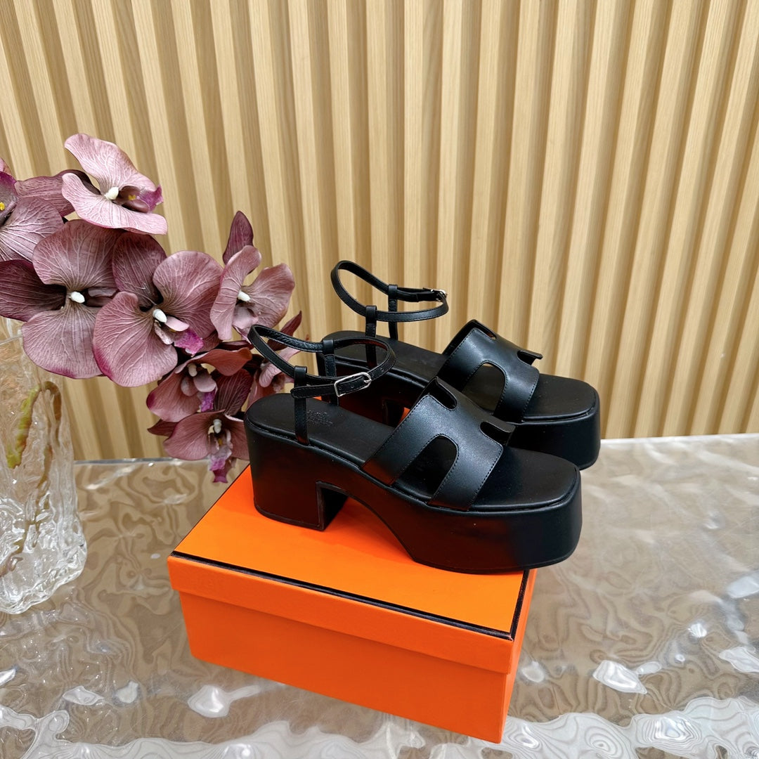 HERMES JAM 30 SANDAL IN BLACK CALFSKIN