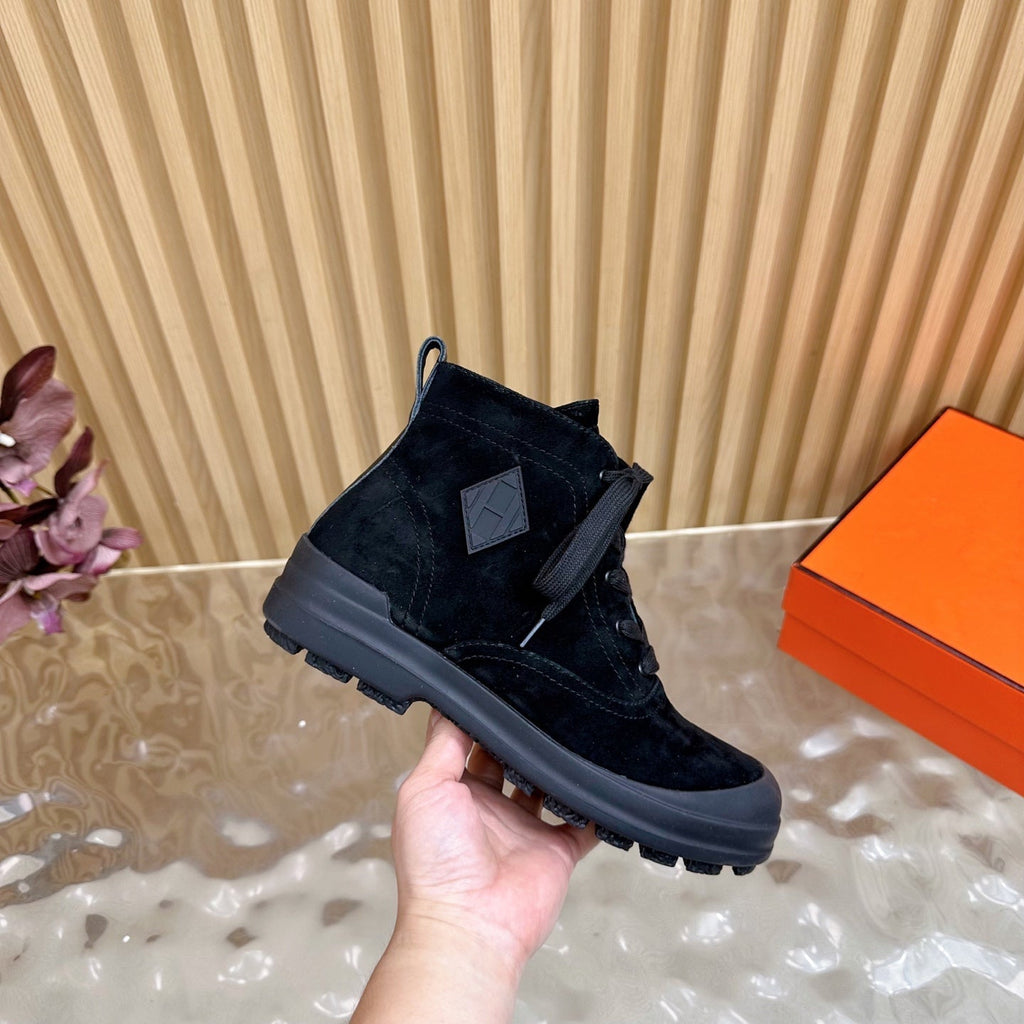 HERMES 25S KOOLER ANKLE BOOTS IN BLACK SUEDE