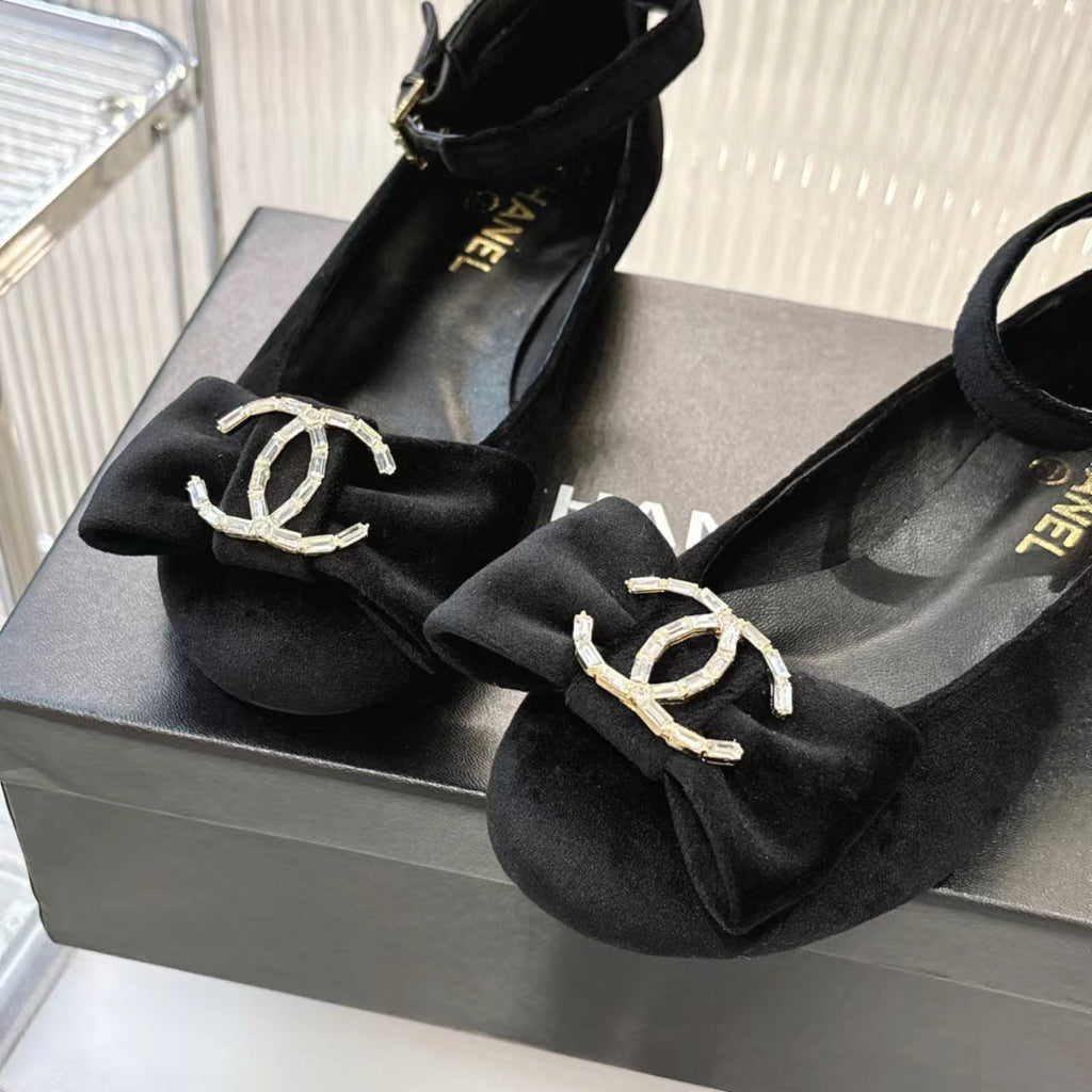 CHANEL BOW MARY JANE SHOES IN BLACK VELVET