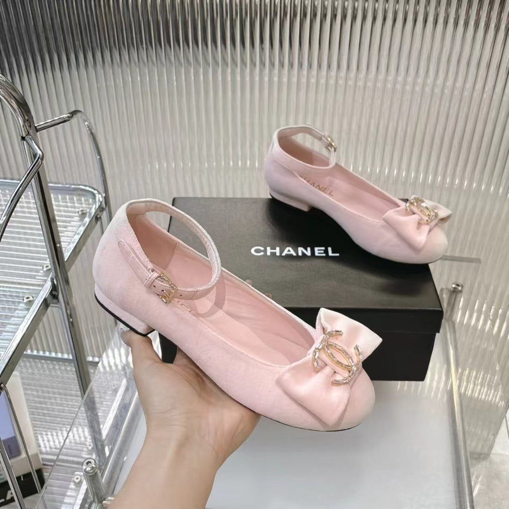 CHANEL BOW MARY JANE SHOES IN PASTEL PINK VELVET