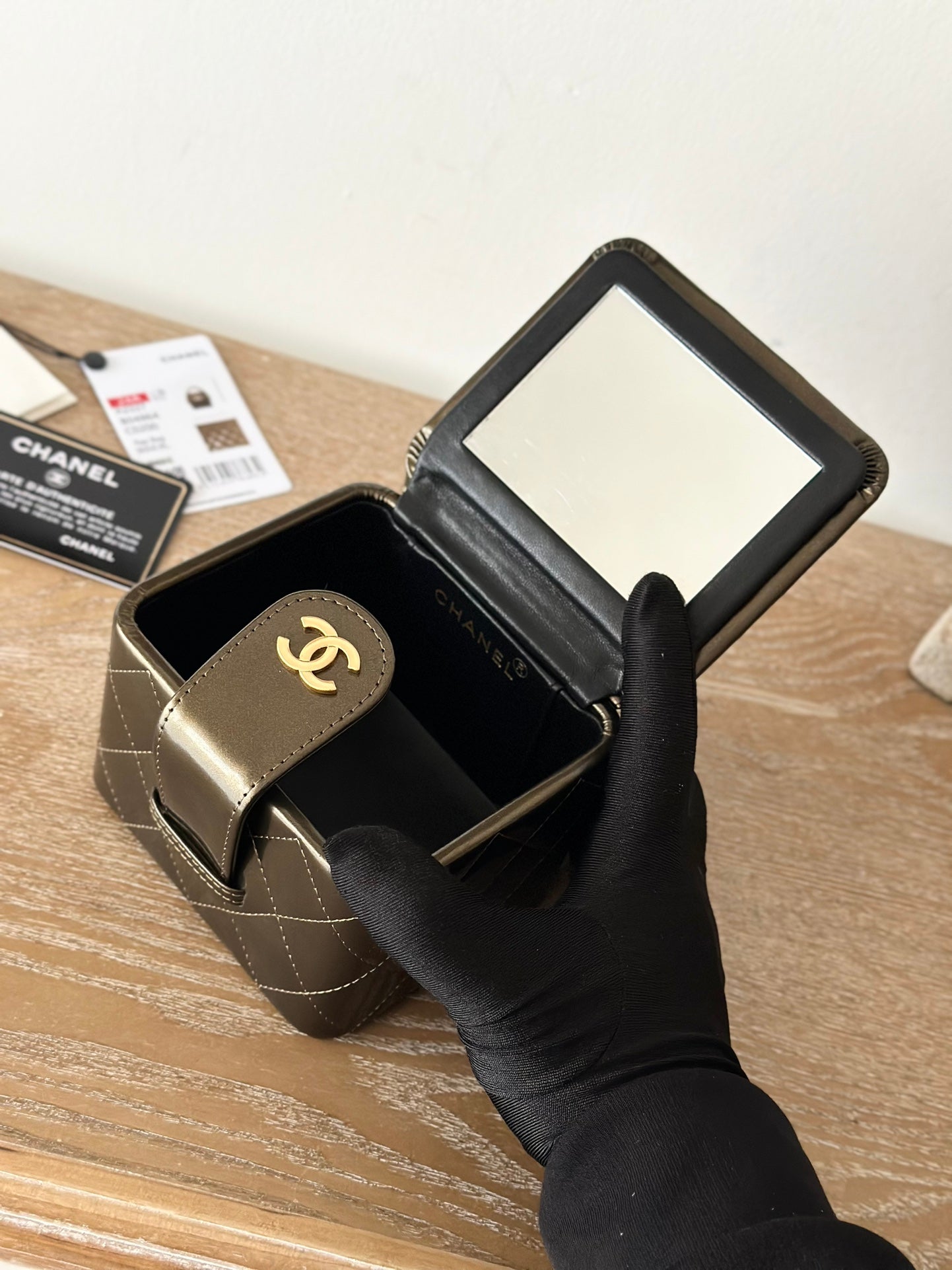 CHANEL MINI VINTAGE COSMETIC BAG 11 IN MIKADO SHINY CALFSKIN GOLD HARDWARE