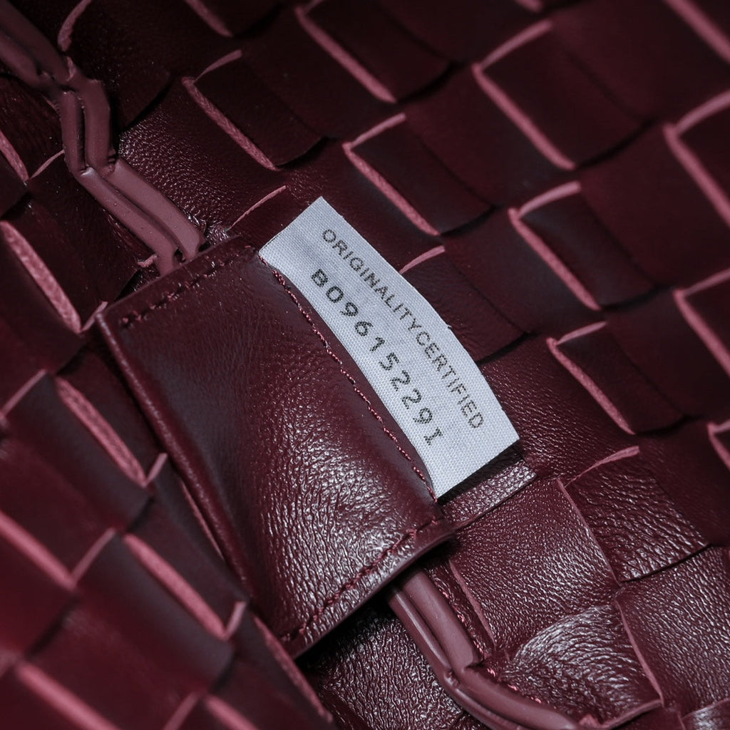 BOTTEGA VENETA SARDINE 33 WITH CHAIN IN BAROLO LAMBSKIN