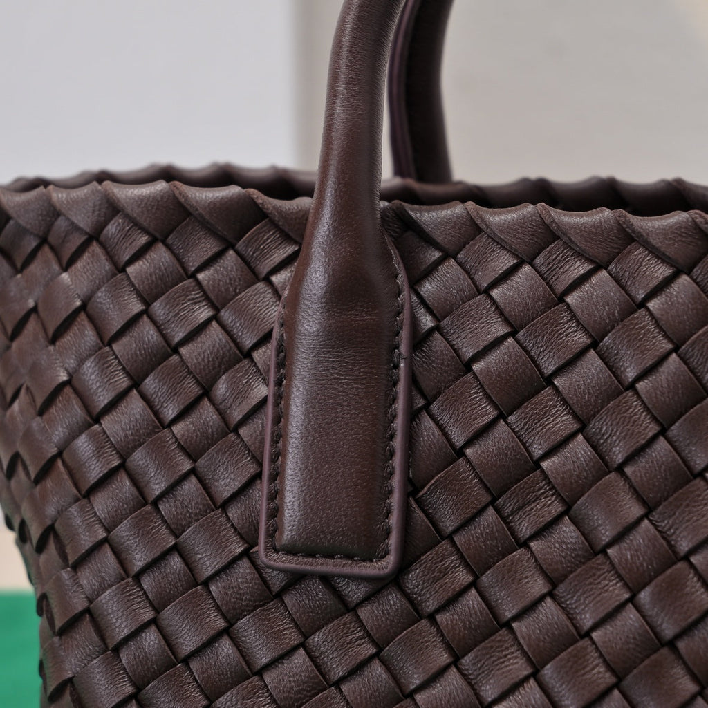 BOTTEGA VENETA Mini Cabat 20cm Chocolate Lambskin Ghw