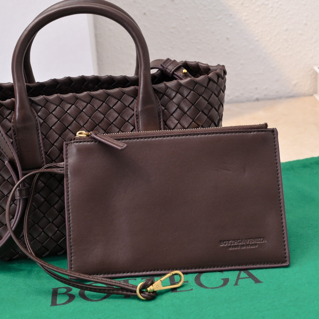 BOTTEGA VENETA Mini Cabat 20cm Chocolate Lambskin Ghw