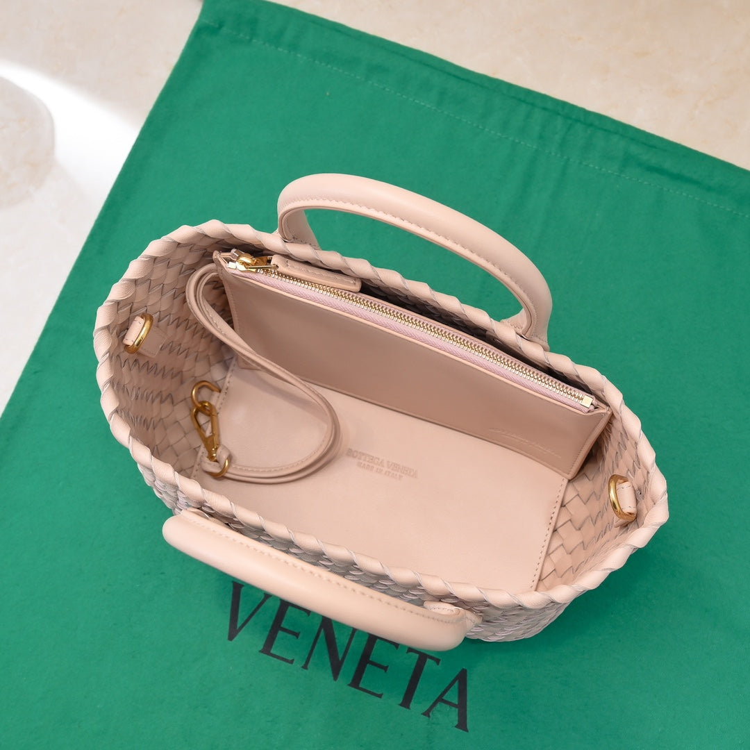 BOTTEGA VENETA Mini Cabat 20cm Beige Lambskin Ghw