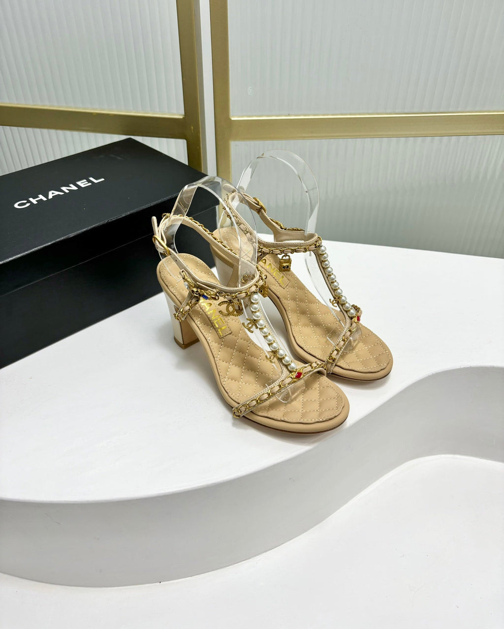 CHANEL HIGH HEELS PEARL CHAIN IN BEIGE CREAM COWHIDE