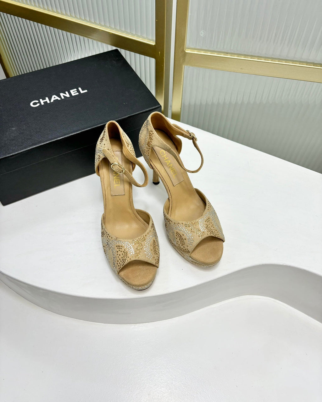 CHANEL HIGH HEELS ONE STRAP IN BEIGE CREAM GOATSKIN