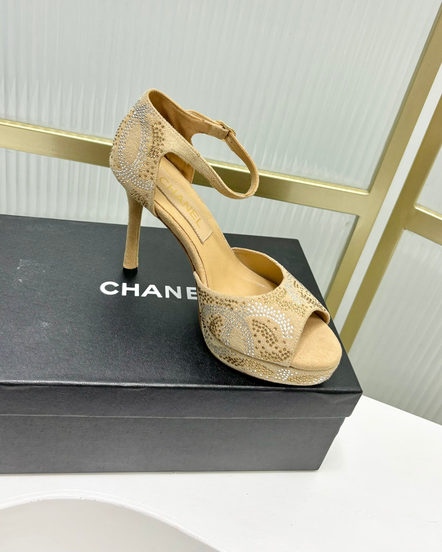 CHANEL HIGH HEELS ONE STRAP IN BEIGE CREAM GOATSKIN