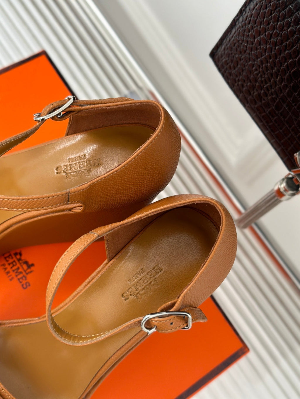 HERMES WEDGES SANDALS TAWNY LAMBSKIN