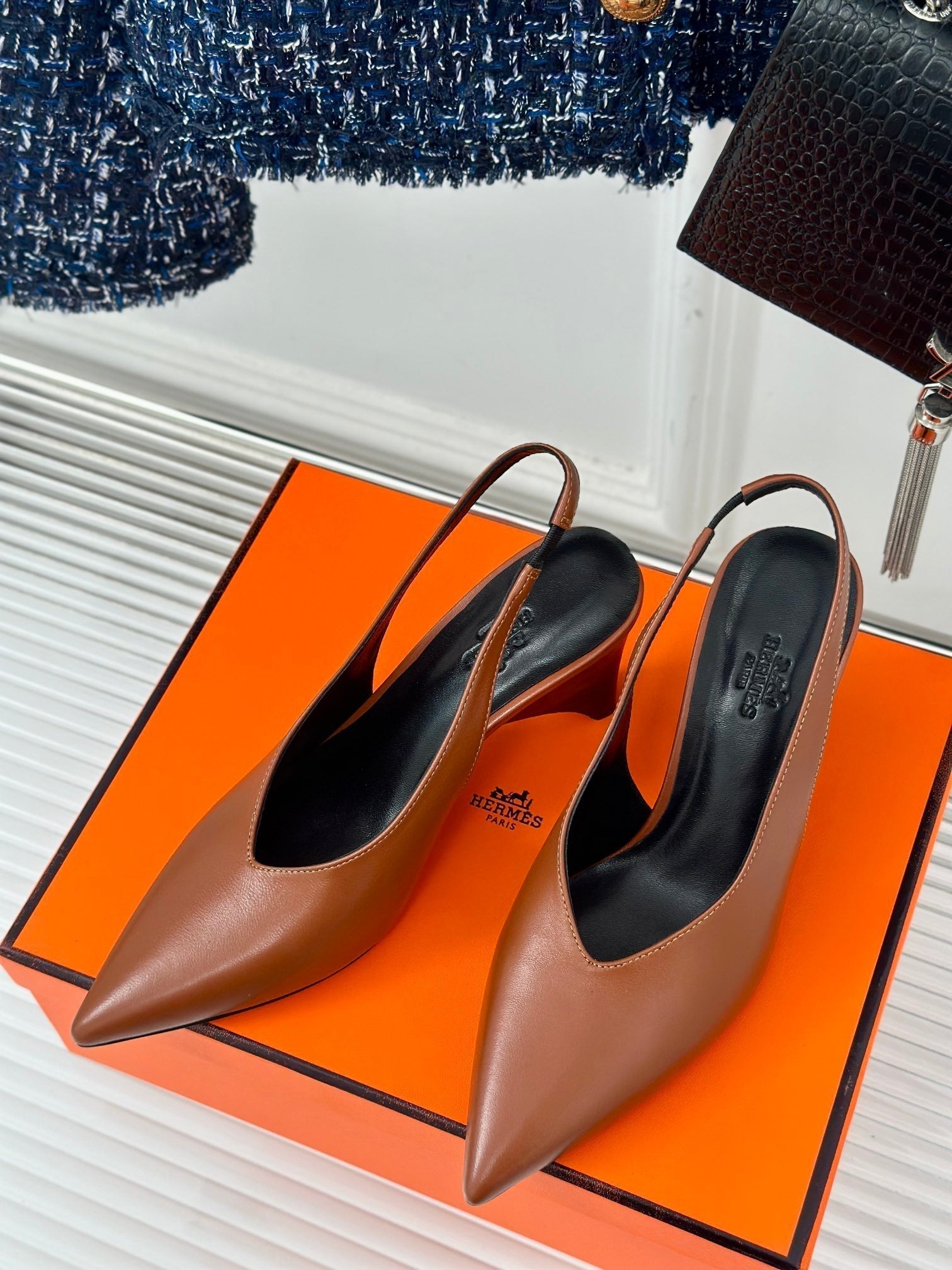 HERMES HIGH HEEL 75 MM POINTED- TOE SANDAL IN BRONZE BROWN CALFSKIN