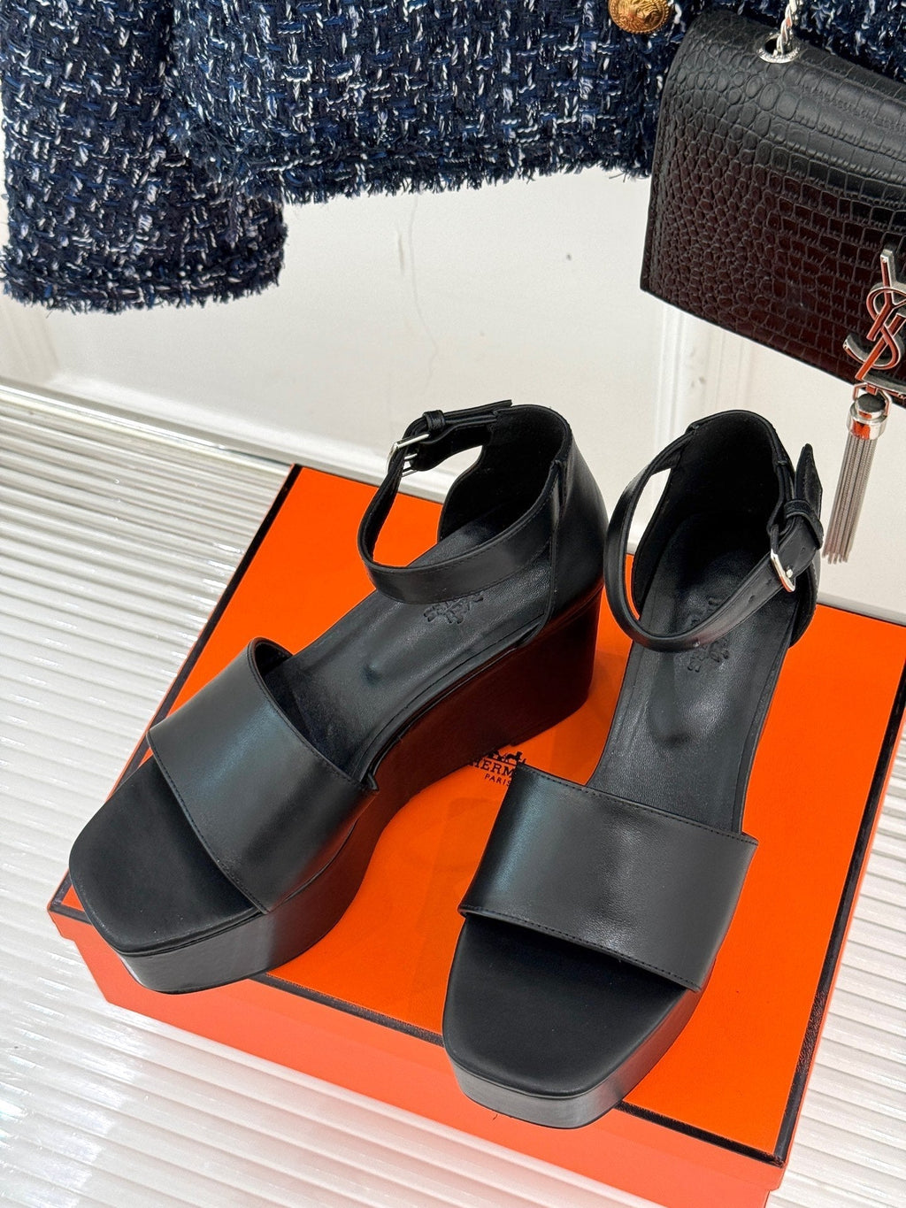 HERMES ILLUSION 35 SANDAL IN BLACK CALFSKIN
