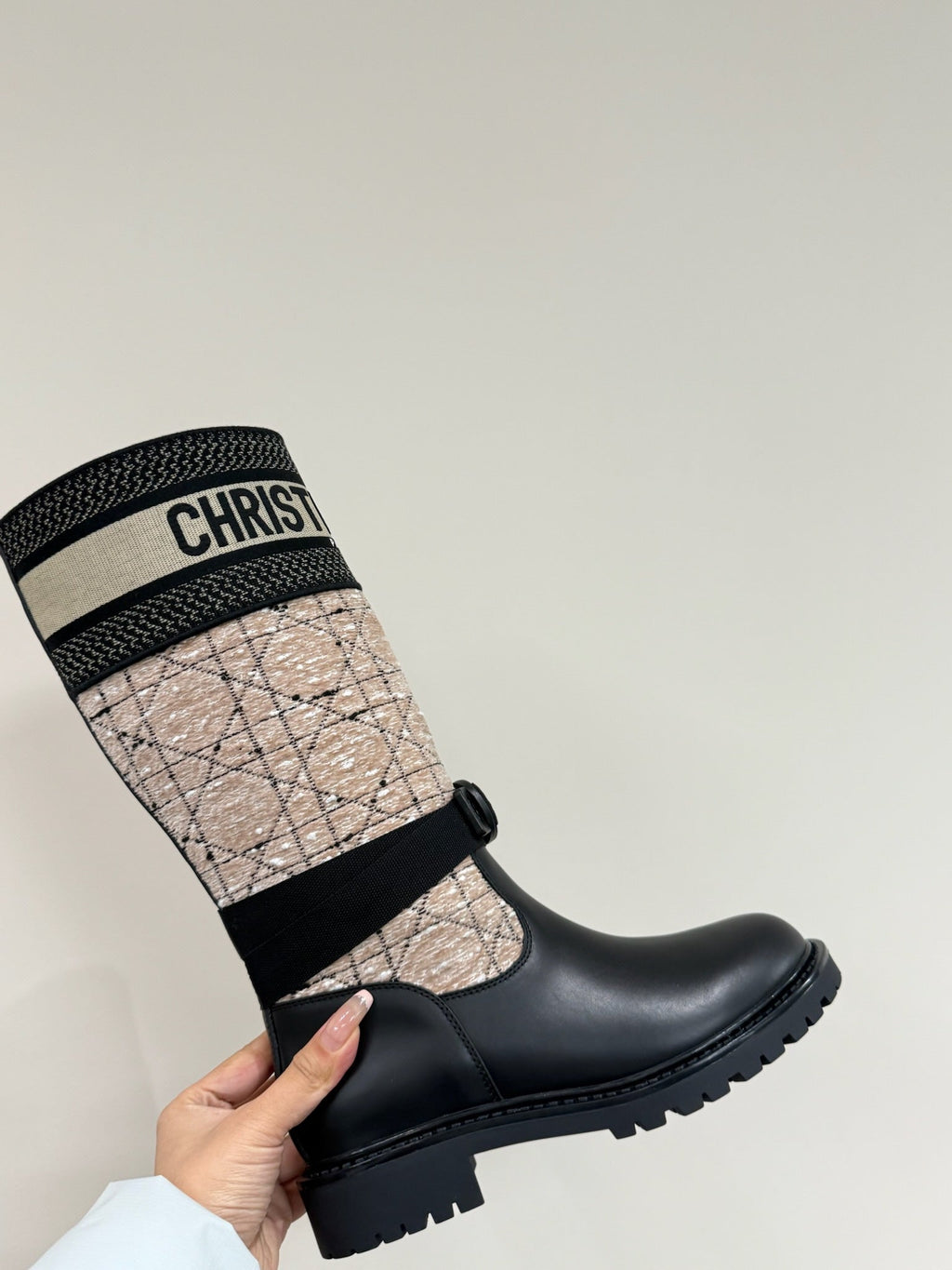 DIOR D-MAJOR BOOT TAUPE AND BLACK TECHNICAL FABRIC AND BLACK CALFSKIN