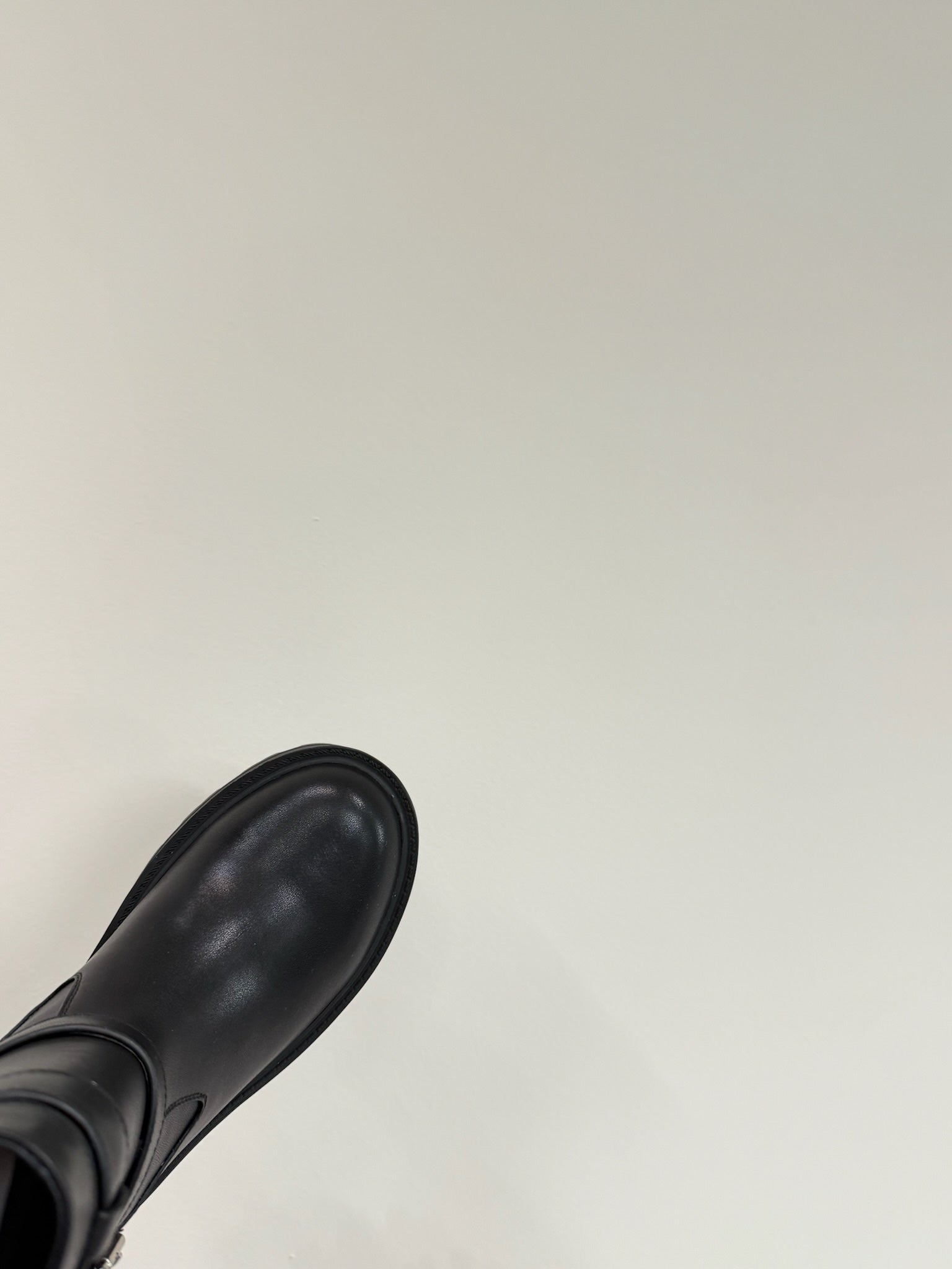 DIOR MAJOR ANKLE BOOT IN BLACK CALFSKIN