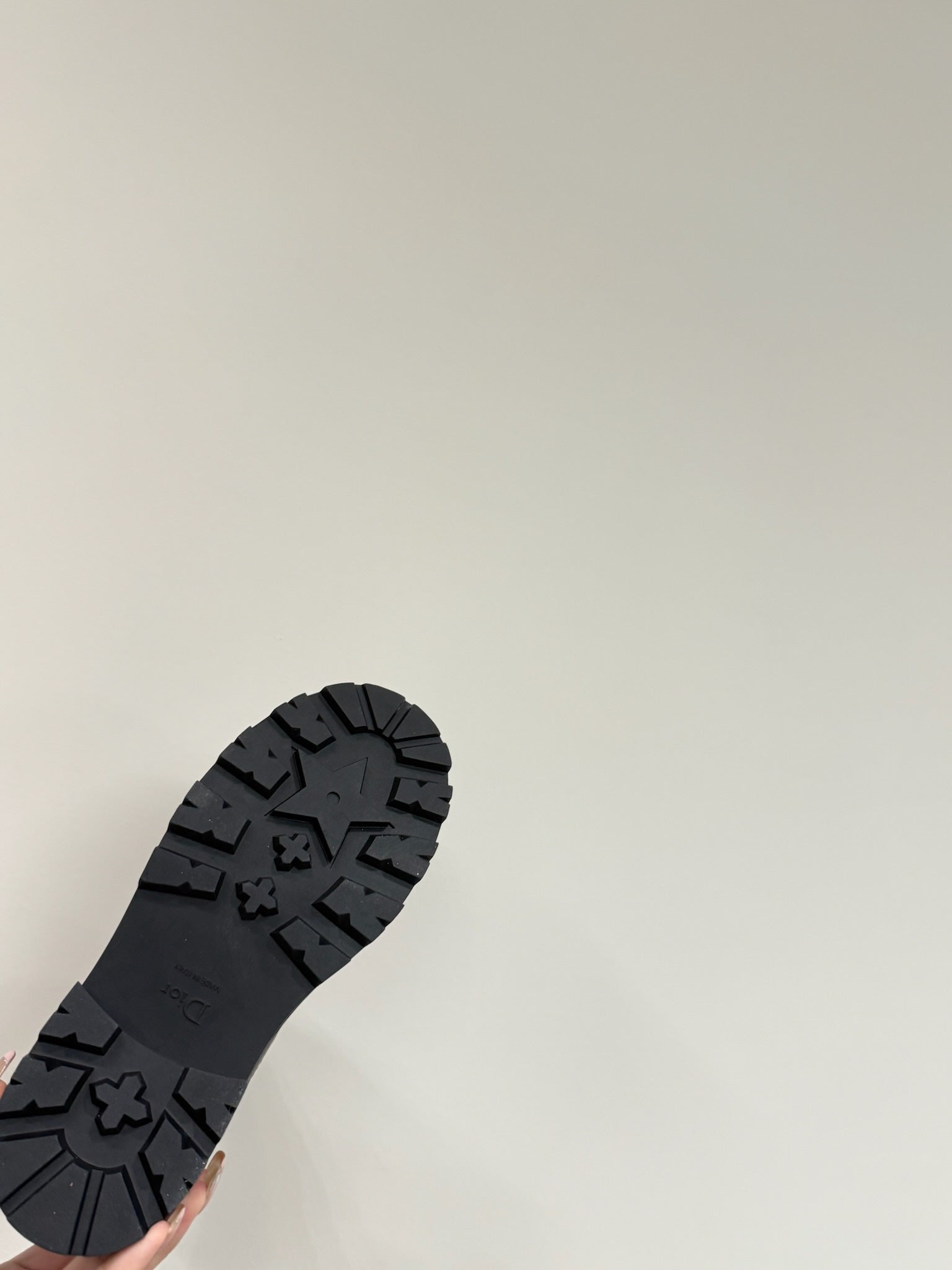 DIOR MAJOR ANKLE BOOT IN BLACK CALFSKIN