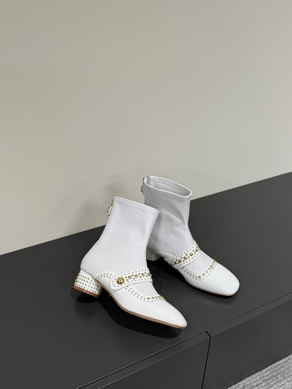 DIOR BELLE-D HEELED ANKLE BOOT WHITE PATENT CALFSKIN
