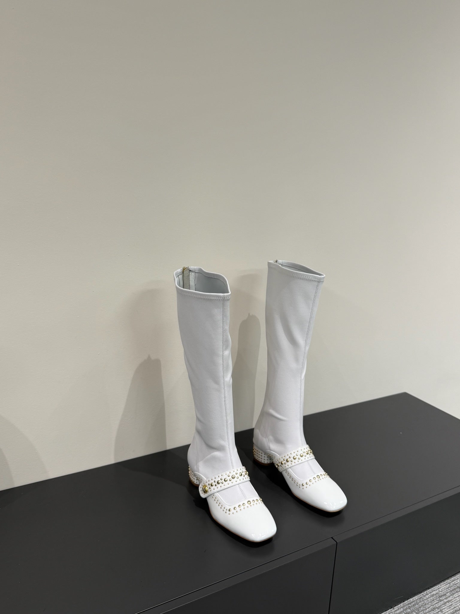 DIOR BELLE-D HEELED BOOT WHITE PATENT CALFSKIN