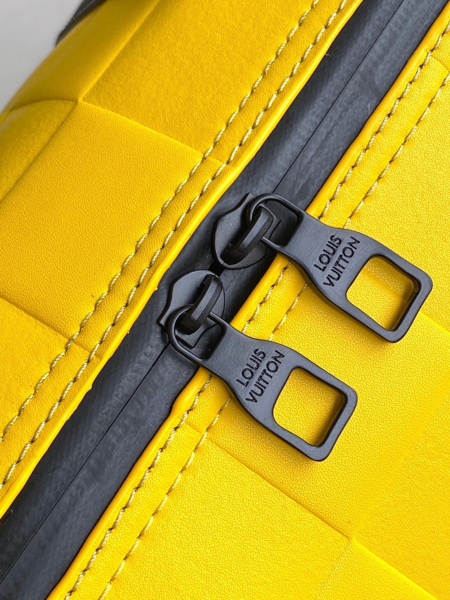 LOUIS VUITTON KEEPALL BANDOULIÈRE 50 IN YELLOW DAMIER SCUBA CALFSKIN