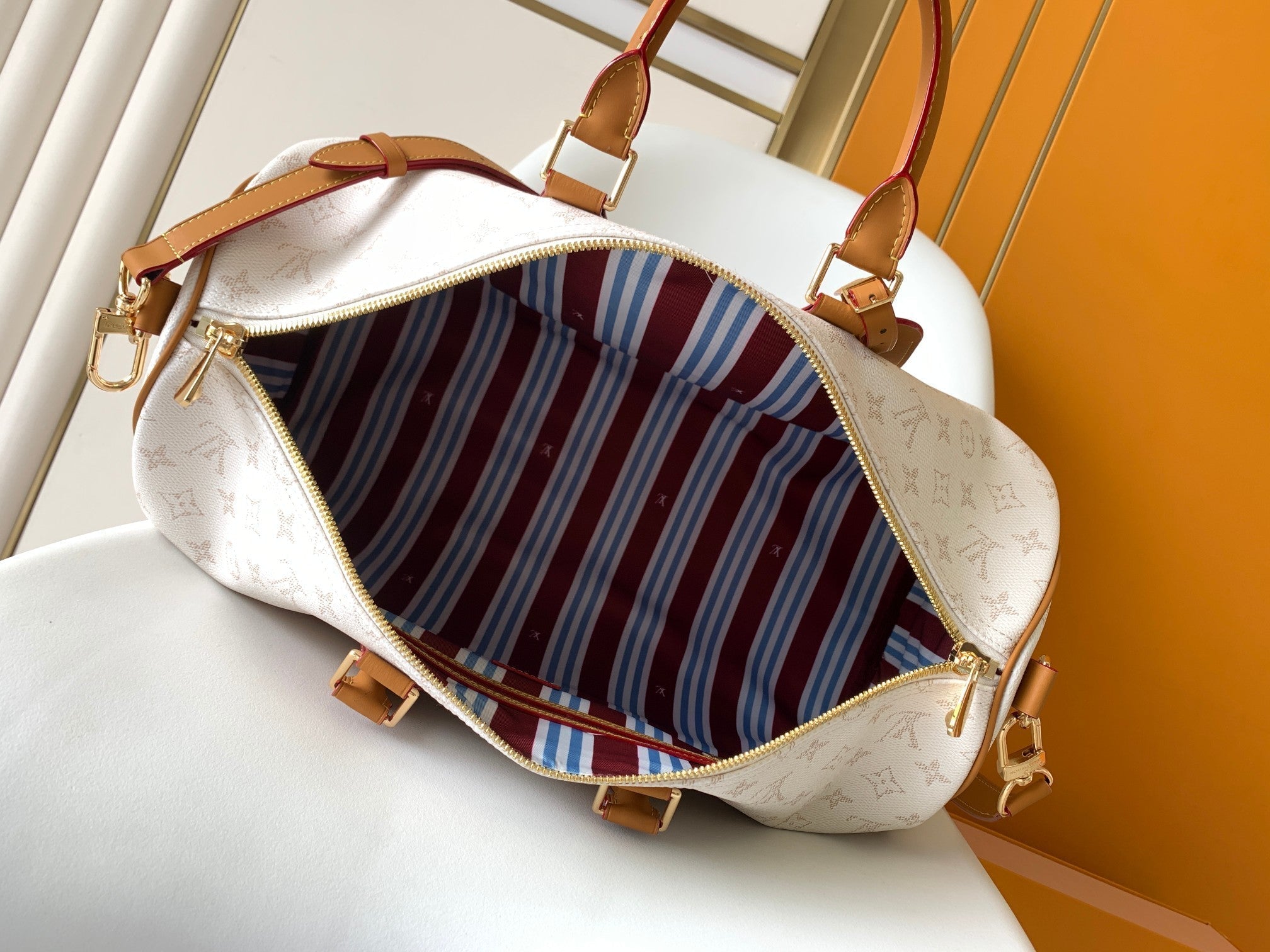 LOUIS VUITTON LV 25S KEEPALL BANDOULIÈRE BAG 45 IN WHITE MONOGRAM HERITAGE CALFSKIN