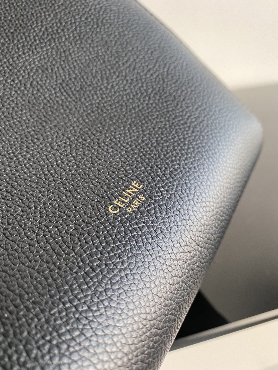 CELINE SANGLE SEAU BUCKET 24 BAG BLACK CALFSKIN