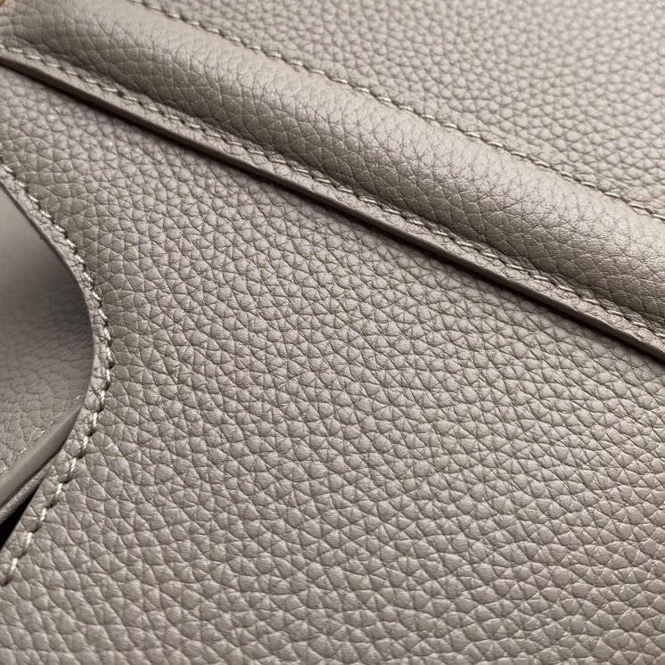 CELINE SOFT BAG 32 CALFSKIN PEBBLE