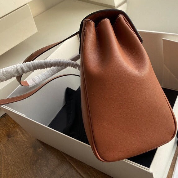 CELINE SOFT BAG 32 SMOOTH CALFSKIN TAN