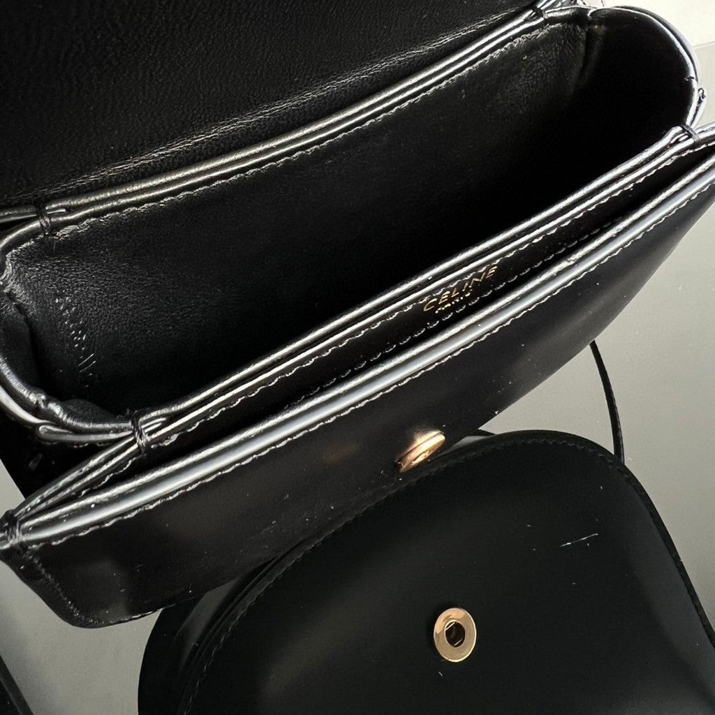 CELINE TRIOMPHE 15 Black Calfskin Handbag