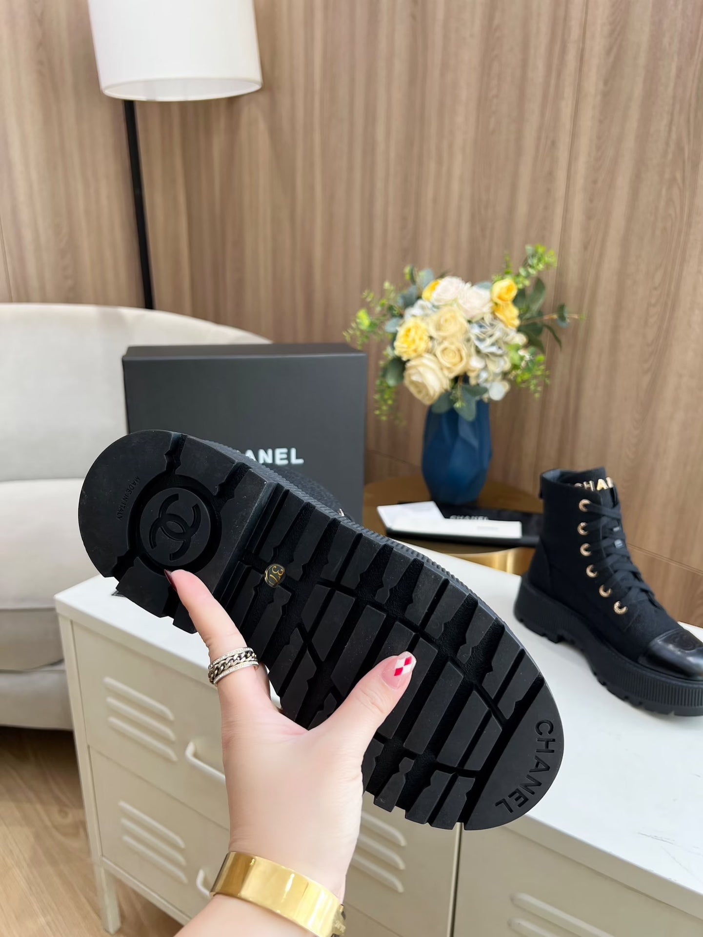 CHANEL SHORT BOOTS IN BLACK TWEED AND CALFSKIN