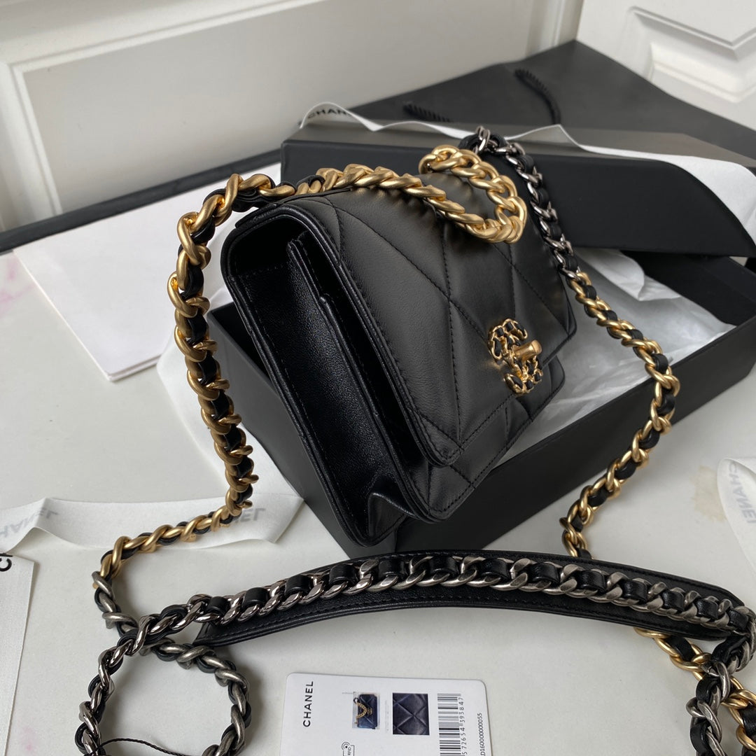CHANEL 19 WOC 19CM BLACK LAMBSKIN GOLD HARDWARE