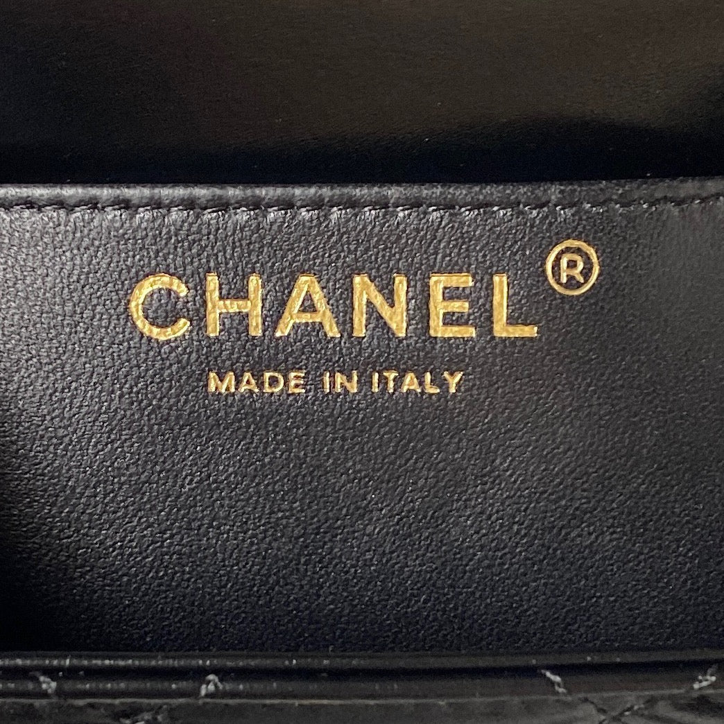 CHANEL MINI 19 FLAP BAG IN BLACK CALFSKIN GOLD HARDWARE