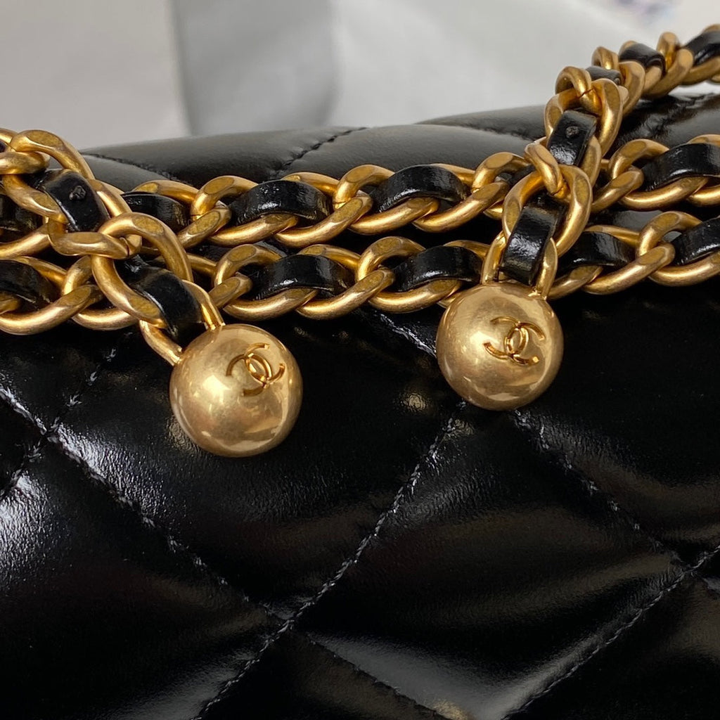 CHANEL MINI 19 FLAP BAG IN BLACK CALFSKIN GOLD HARDWARE