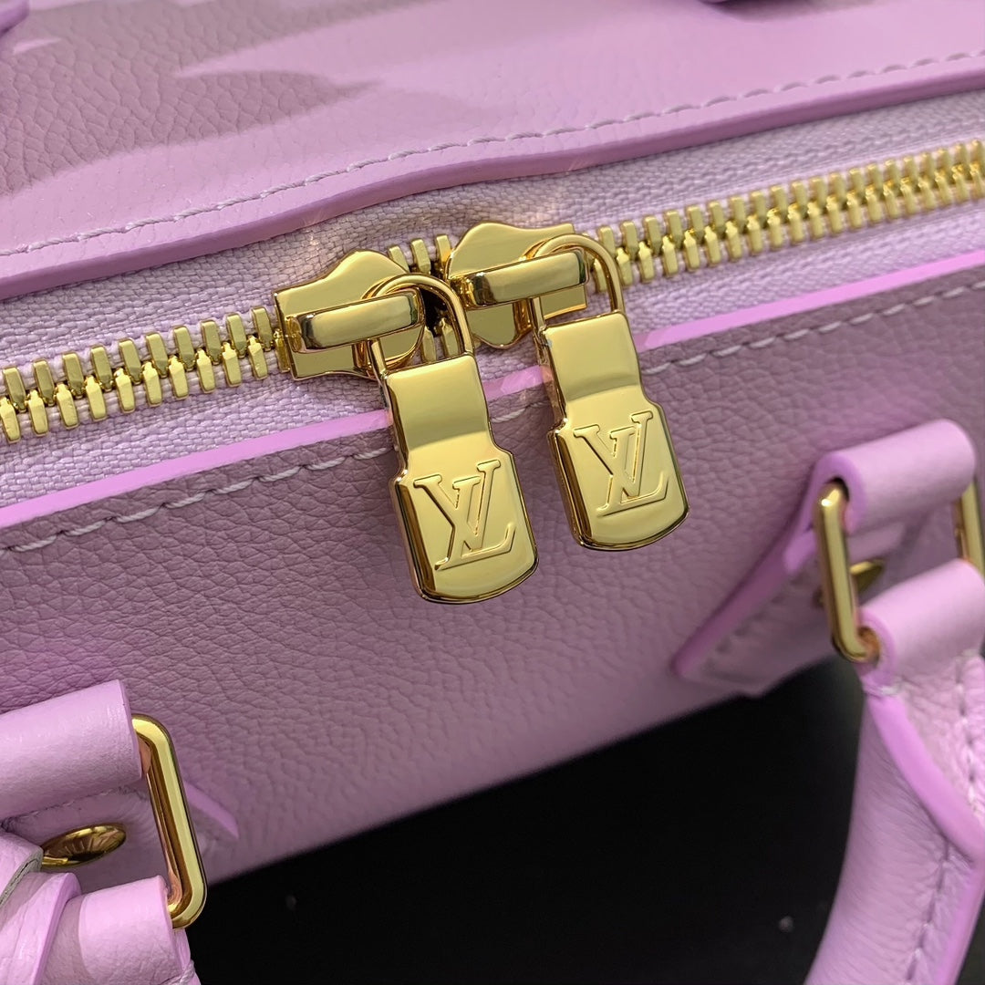 LOUIS VUITTON SPEEDY 18 IN LAVENDER CALFSKIN GOLD HARDWARE