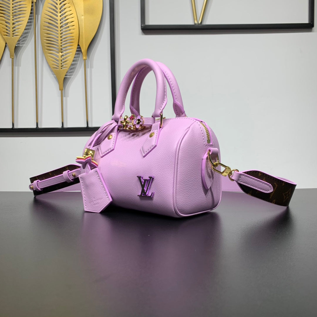 LOUIS VUITTON SPEEDY 18 IN LAVENDER CALFSKIN GOLD HARDWARE