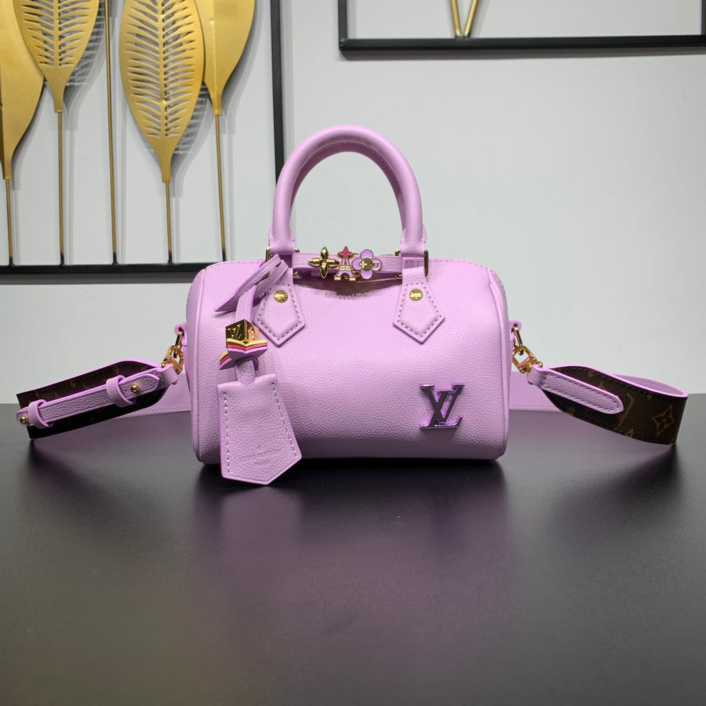 LOUIS VUITTON SPEEDY 18 IN LAVENDER CALFSKIN GOLD HARDWARE
