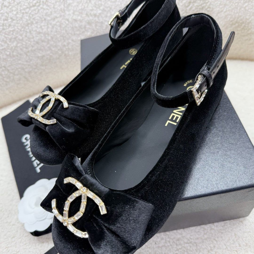 CHANEL MARY JANE SHOES IN BLACK VELVET