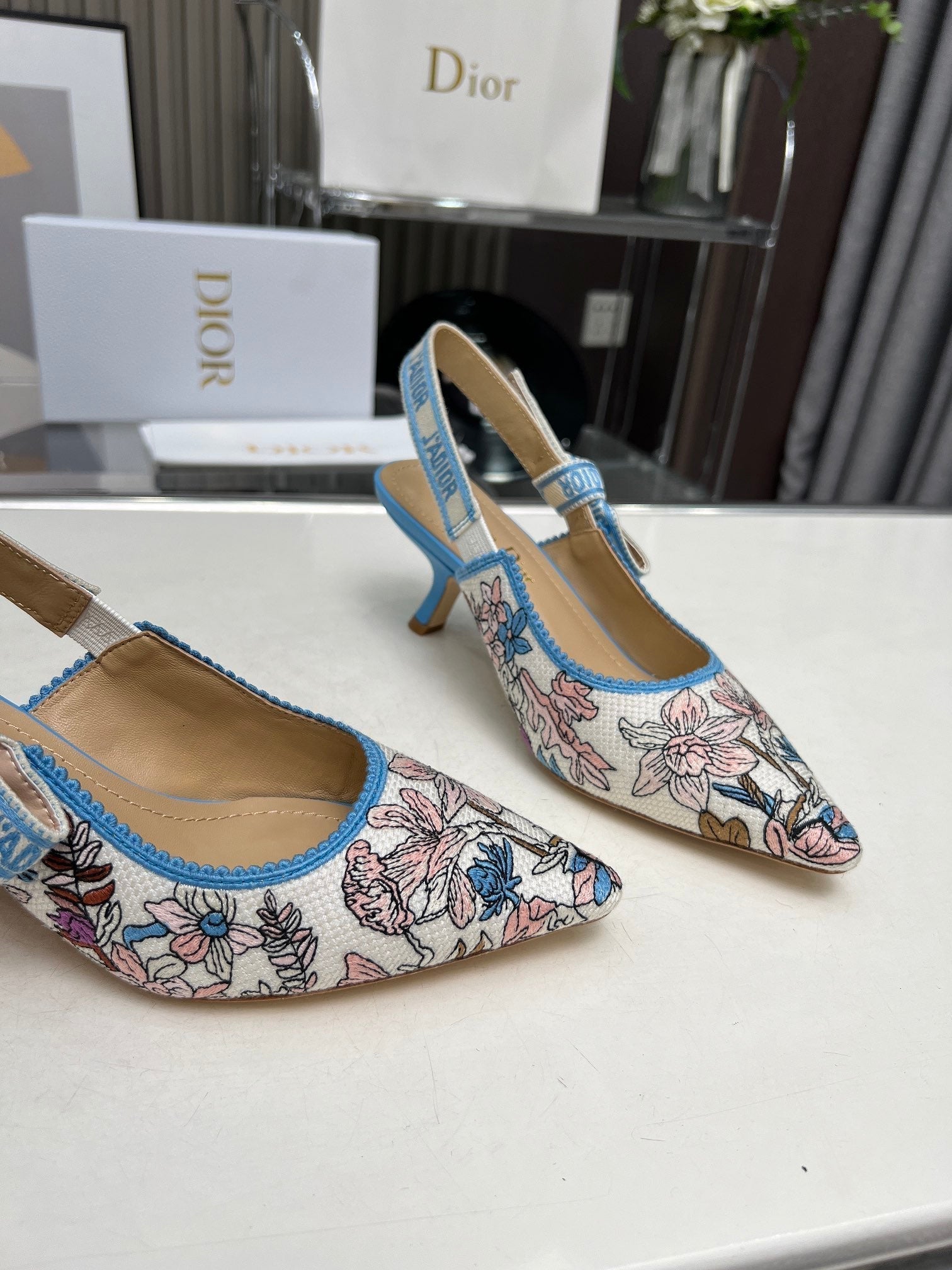 DIOR J'A SLINGBACK PUMP COLORFUL NATURAL RAFFIA AND EMBROIDERED COTTON 65 MM 130845