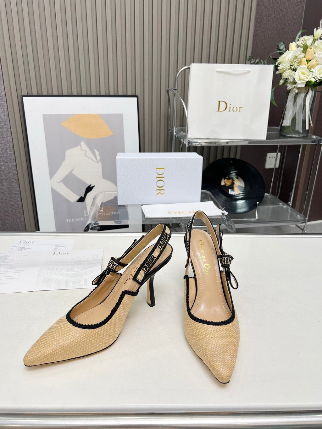 DIOR J'A SLINGBACK PUMP NATURAL RAFFIA AND BLACK EMBROIDERED COTTON 10 CM