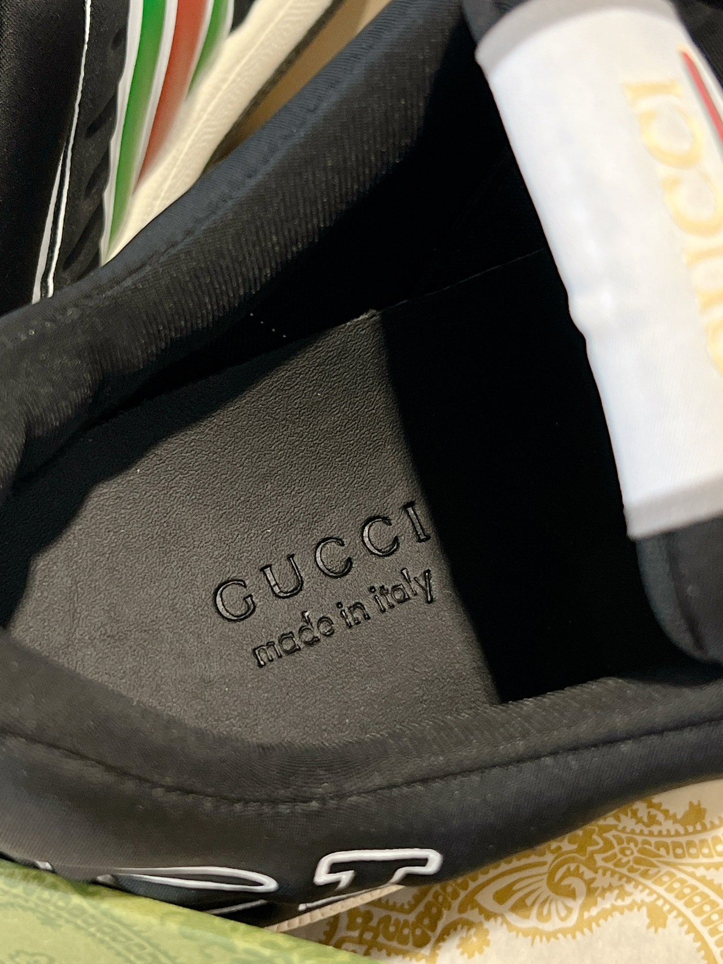 GUCCI SNEAKER IN BLACK MIX COLORFUL CALFSKIN