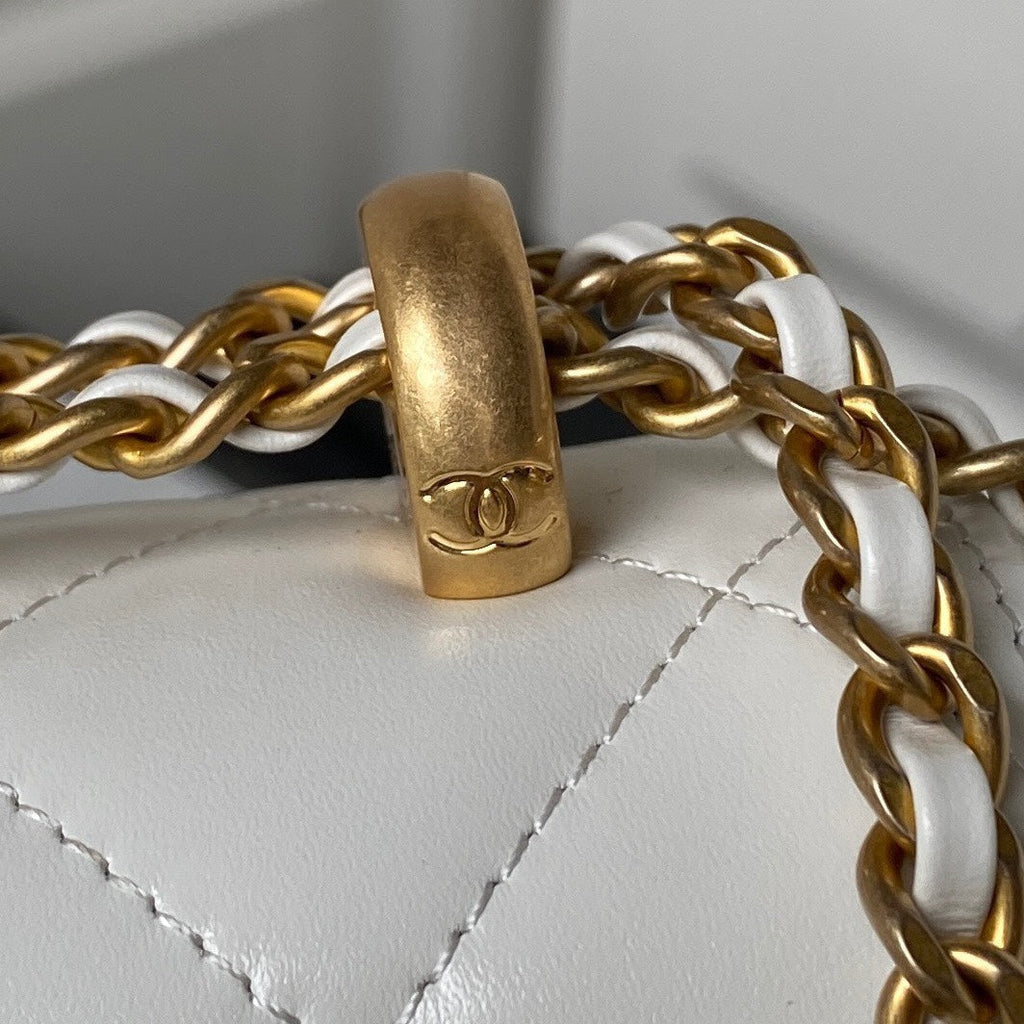 CHANEL MINI FLAP BAG 19 IN WHITE CALFSKIN WITH DOUBLE GOLD BALL
