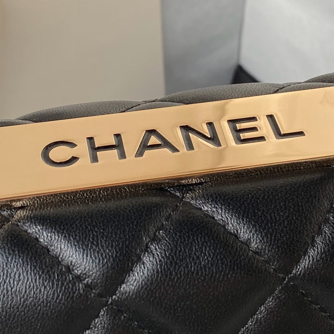 CHANEL SMALL 20 FLAP BAG IN BLACK CALFSKIN WITH CHAIN