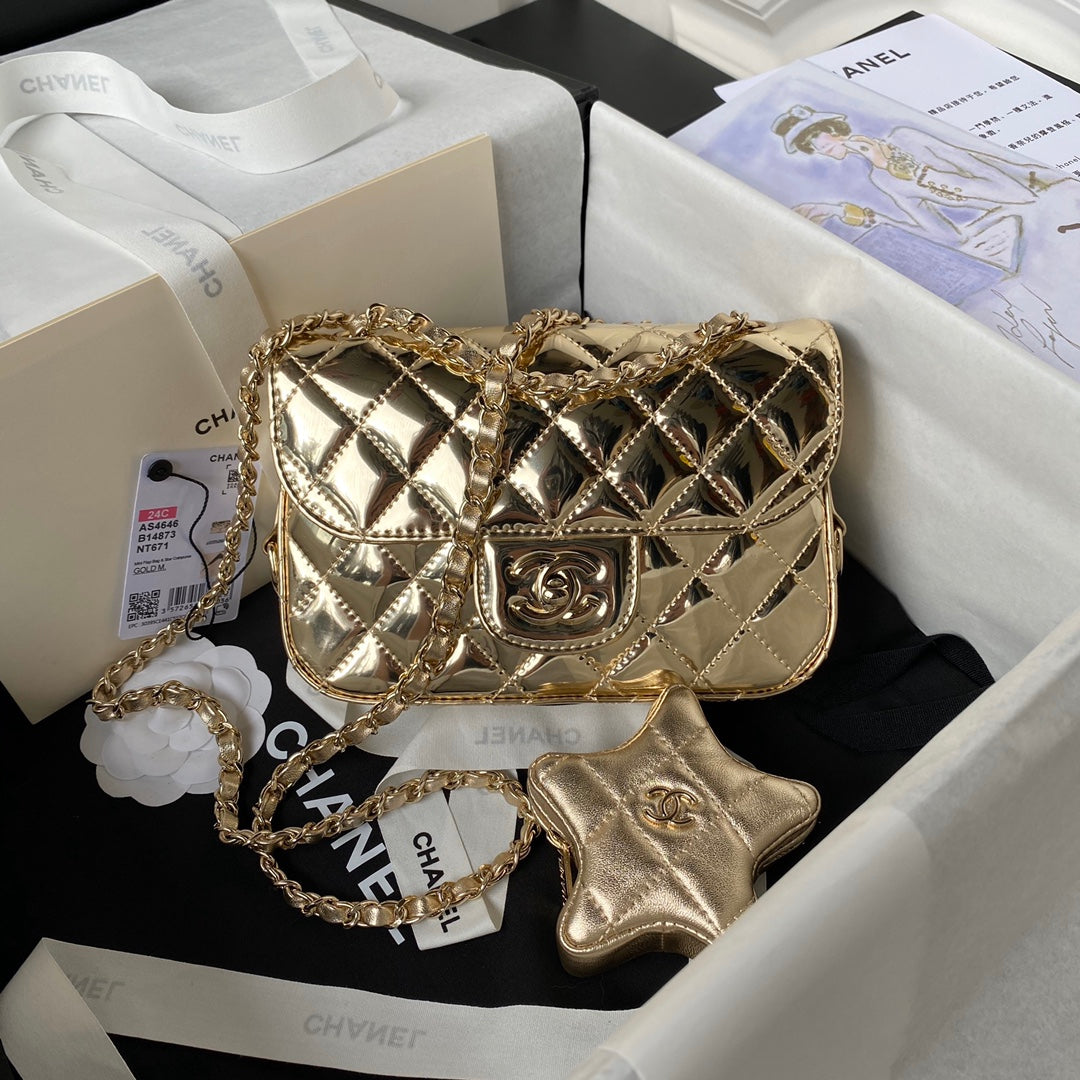 CHANEL MINI 19 FLAP BAG IN GOLDEN METALLIC CALFSKIN WITH STRAP