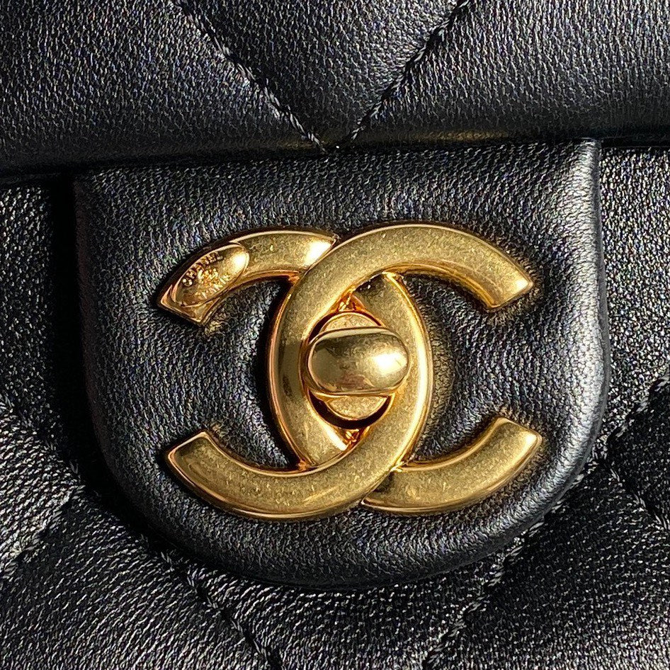 CHANEL SMALL FLAP BAG 21 IN BLACK CALFSKIN GOLD DOUBLE C THICK CHAIN