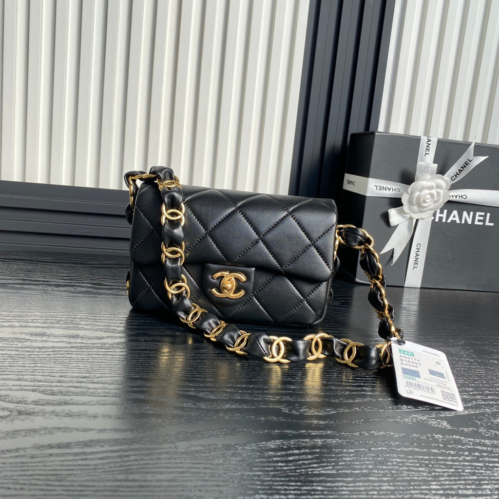 CHANEL SMALL FLAP BAG 21 IN BLACK CALFSKIN GOLD DOUBLE C THICK CHAIN