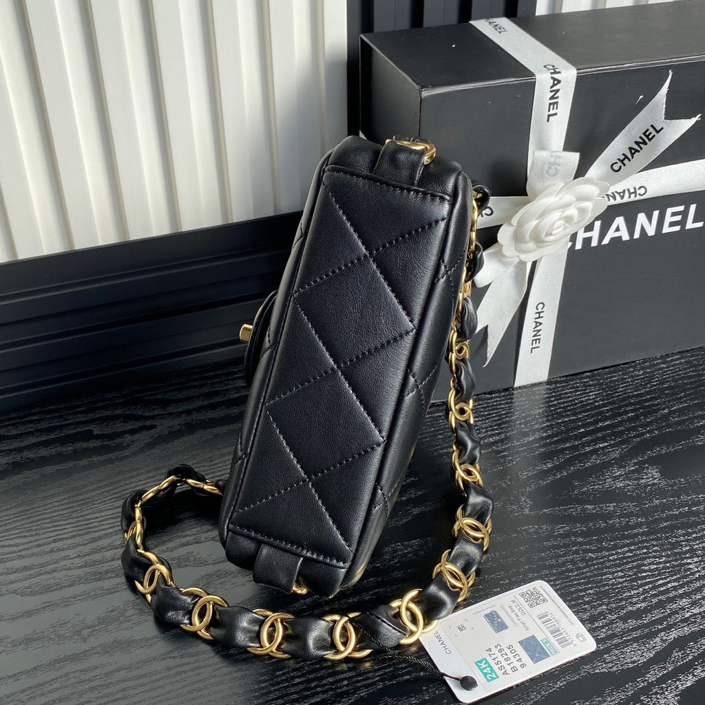 CHANEL SMALL FLAP BAG 21 IN BLACK CALFSKIN GOLD DOUBLE C THICK CHAIN