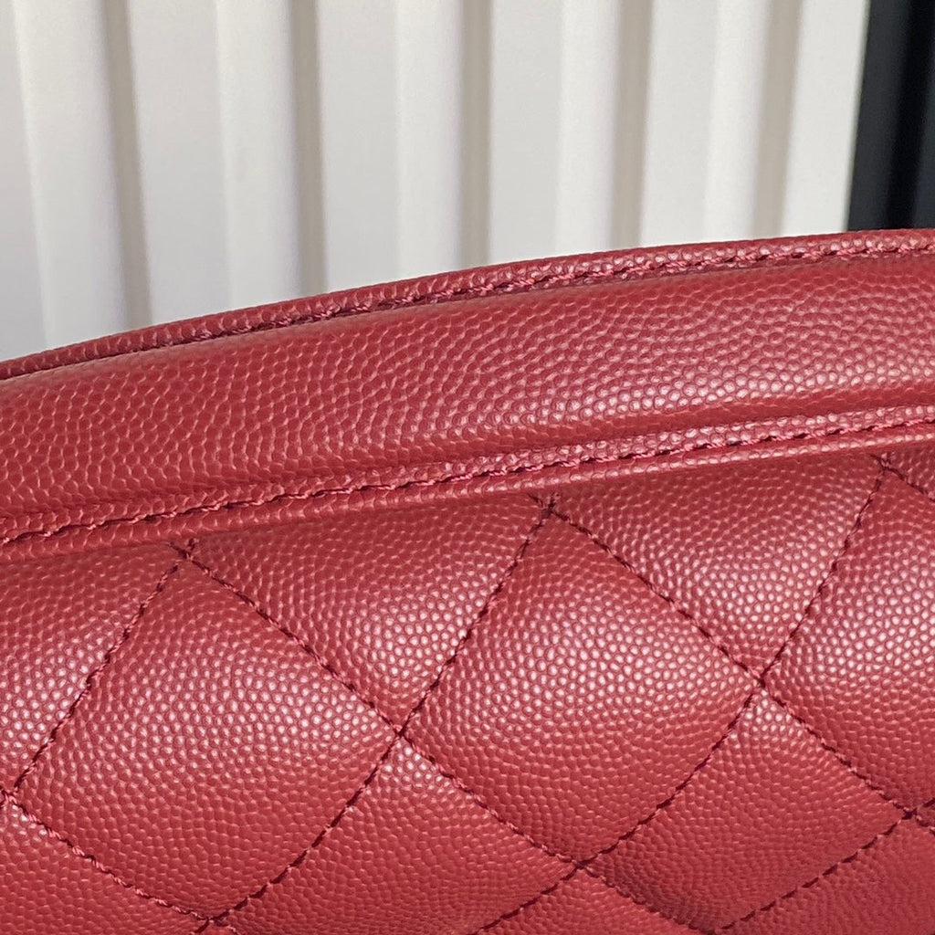 CHANEL RETRO STYLE FLAP BAG 19 IN STILETTO RED GRAINED CALFSKIN GOLD HARDWARE