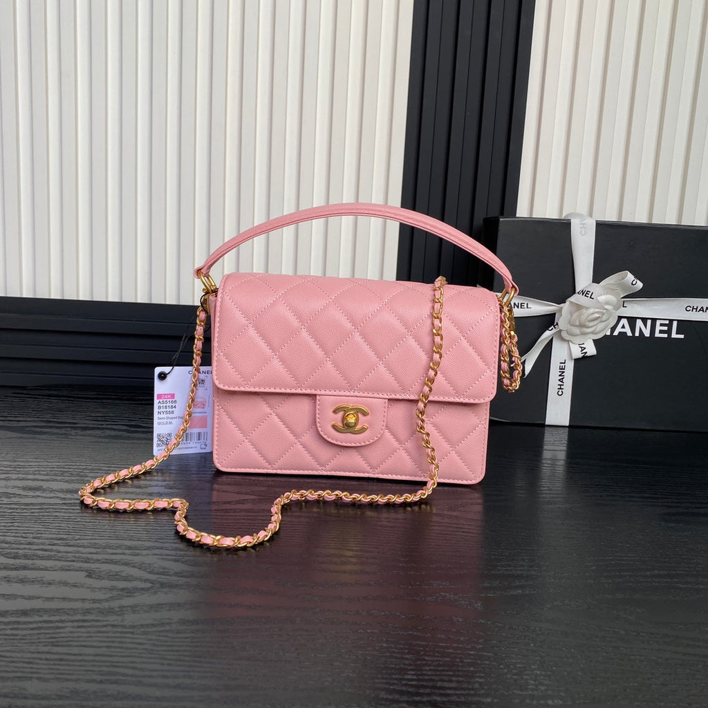CHANEL RETRO STYLE FLAP BAG 22 IN LIGHT PINK GRAINED CALFSKIN GOLD HARDWARE
