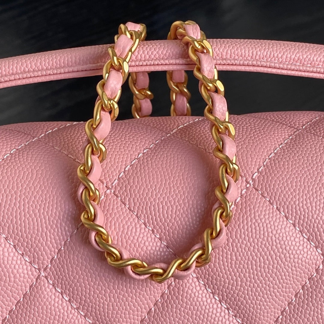 CHANEL RETRO STYLE FLAP BAG 22 IN LIGHT PINK GRAINED CALFSKIN GOLD HARDWARE