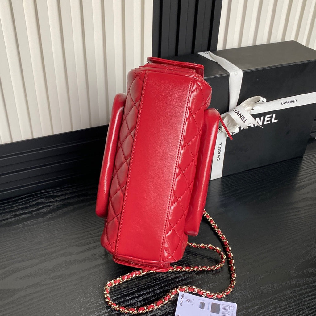 CHANEL CAMERA BAG 24 IN RED SHINY CALFSKIN GOLD CHAIN
